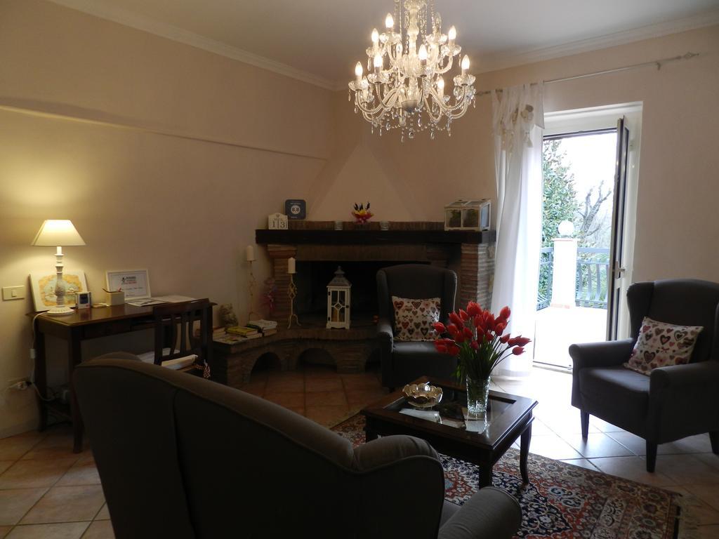 B&B Villa Maria Terni Exterior foto